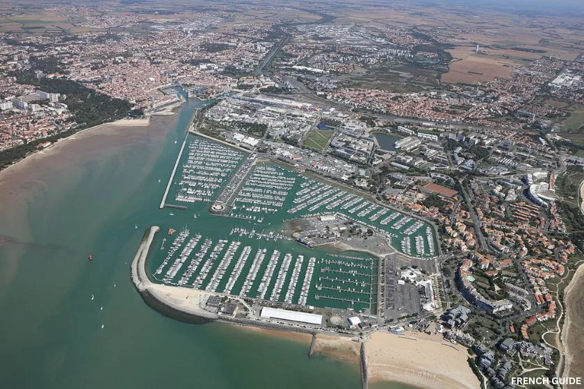 Port de plaisance et plage des Minimes